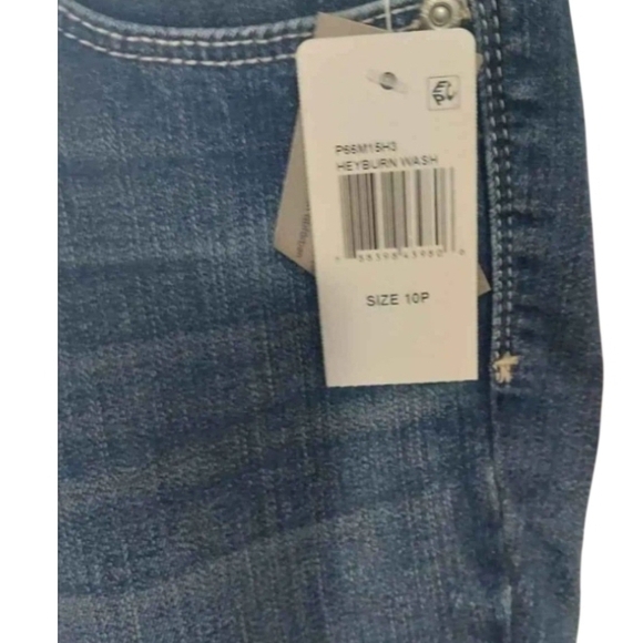 NWT NYDJ Women's Cuffed Ankle Straight Jeans Petite - Picture 5 of 9
